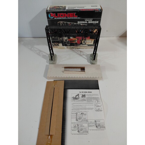 Lionel 6-12724 O Gauge Model Railroad Accessory Operating Signal Bridge w/Box - Picture 1 of 15